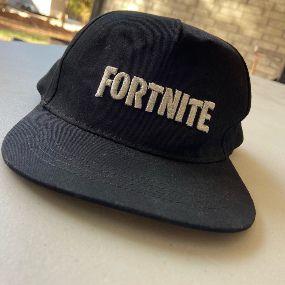Fortnite SnapBack . Black. Like new